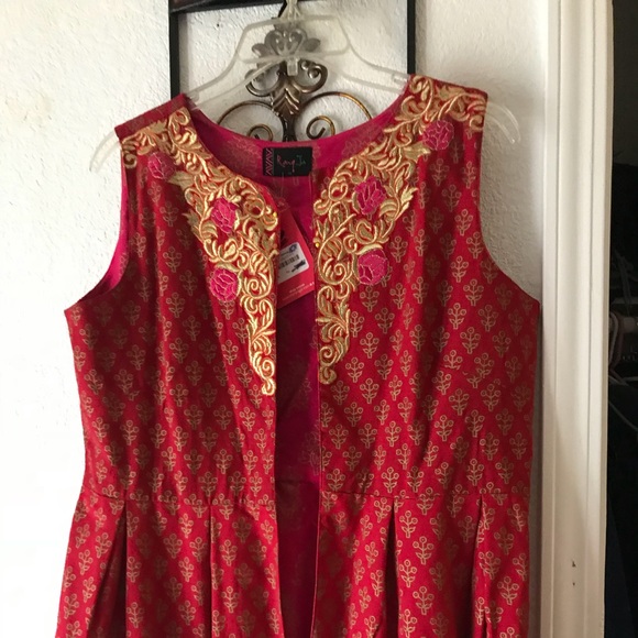 Top - Picture 4 of 6